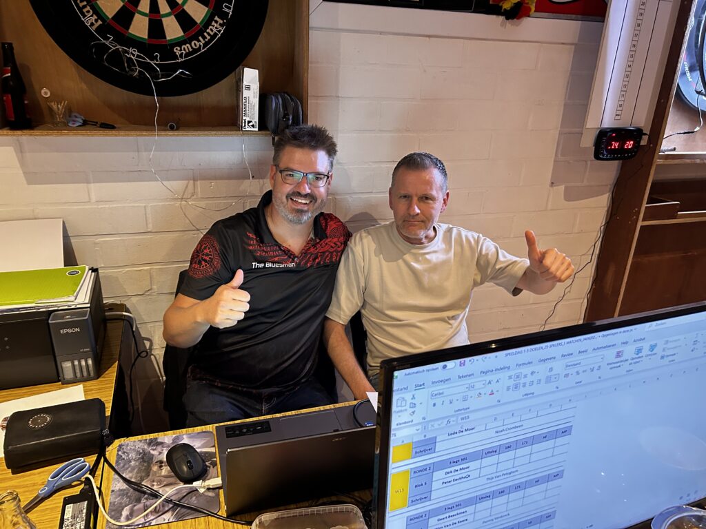 Geert Beeckman en David Van de Mergel aan de wedstrijdtafel seizoen 2026-2027
