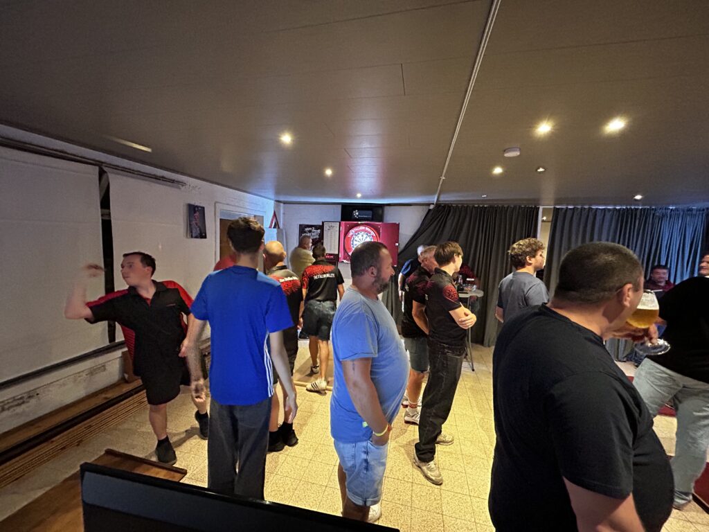 sfeerbeelden dartsruimte DC The Stallion Bullets 2026-2027